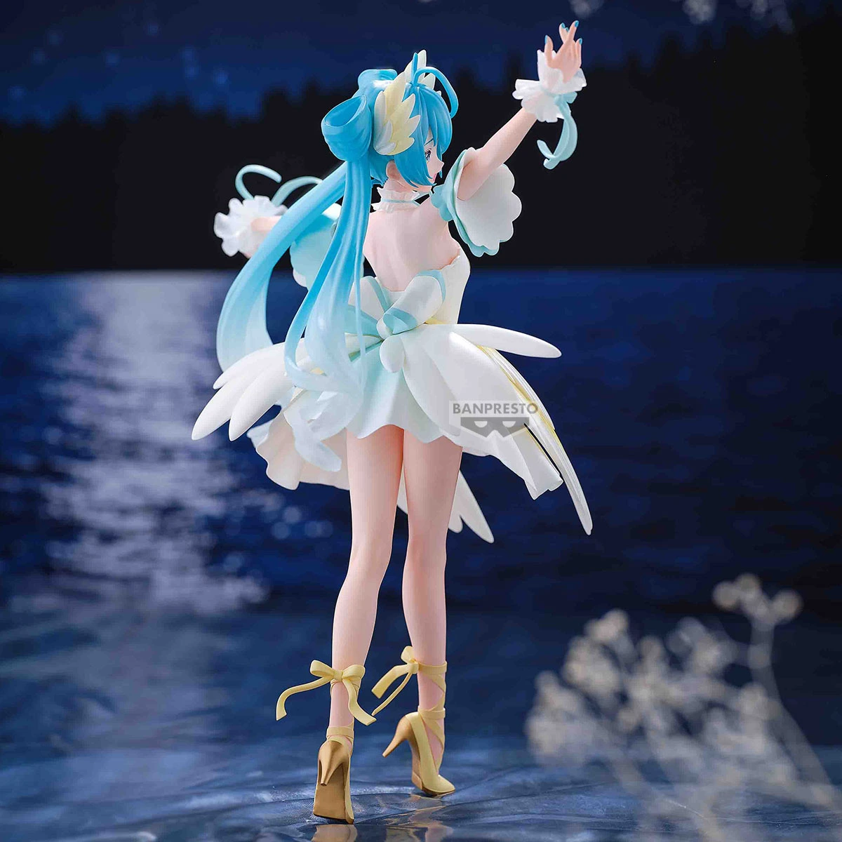 Hatsune Miku Evolve Tuning Swan Lake Figure